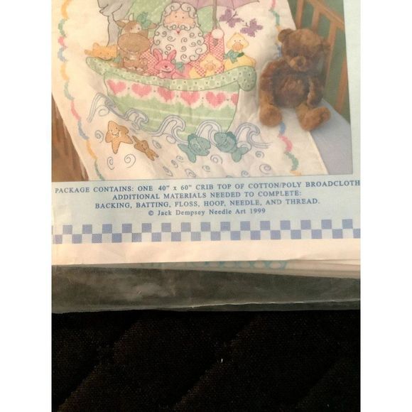 Crib Quilt Top for Embroidery  NWOT - Picture 4 of 4